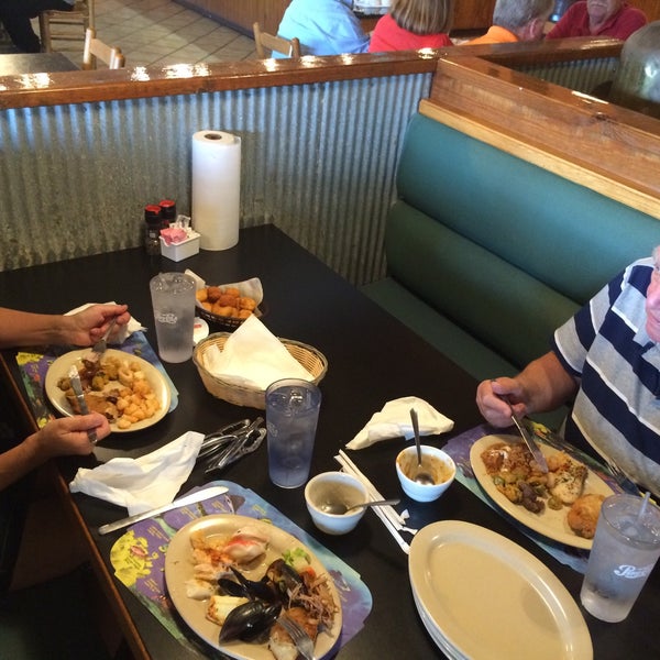 Hook's Calabash Seafood 11 tips