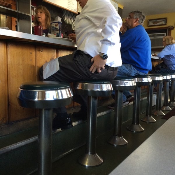 10/28/2014にGail R.がWheelhouse Dinerで撮った写真