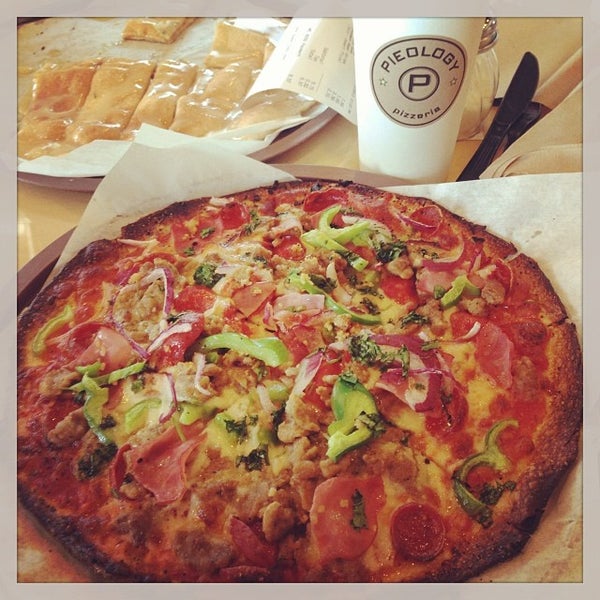 Pieology Pizzeria (Now Closed) Azusa, CA