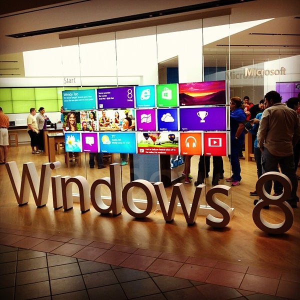 Microsoft Store 8 tips from 523 visitors