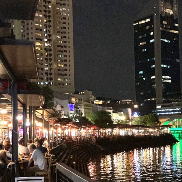 Снимок сделан в Singapore River пользователем Josh J. 9/9/2022