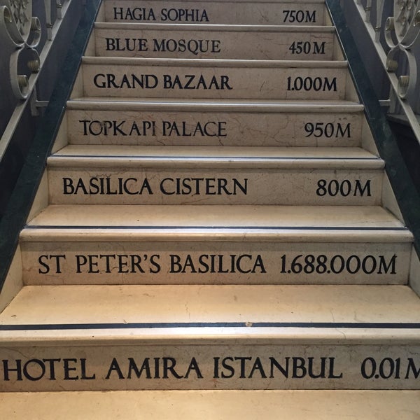 Das Foto wurde bei Hotel Amira Istanbul von Anastasia C. am 11/29/2015 aufgenommen