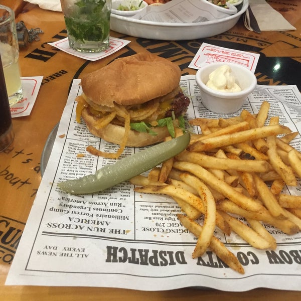Photo taken at Bubba Gump Shrimp Co. by Josh A. on 10/23/2015