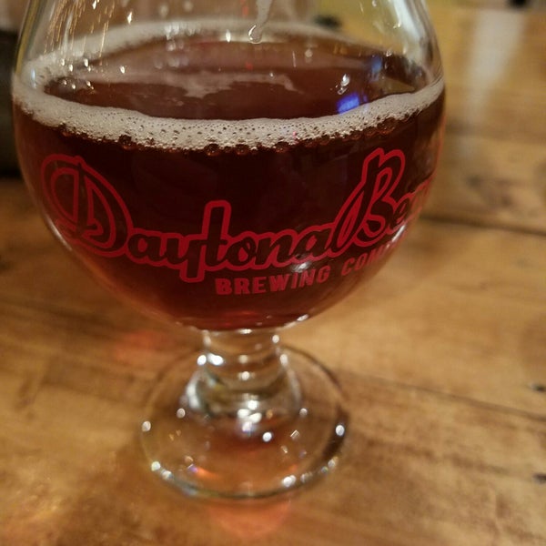 3/9/2018에 Wyl C.님이 Daytona Beach Brewing Company에서 찍은 사진