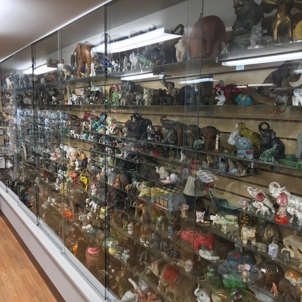 Photo taken at Mister Ed&#39;s Elephant Museum &amp; Candy Emporium by Allan J. on 10/28/2018