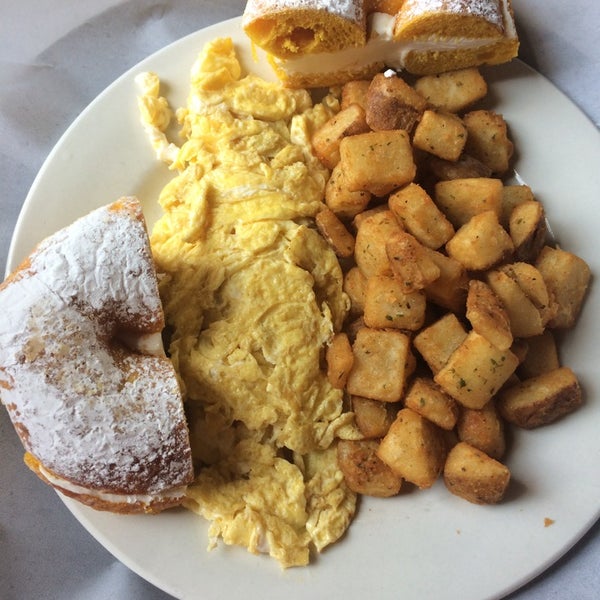 Deli on a Bagel Cafe 7 tips