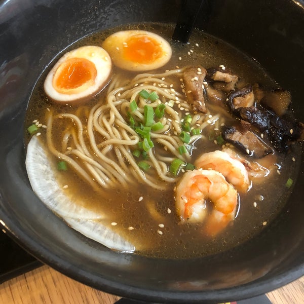 Slurp ramen bar спб жуковского. Слурп рамен бар. Slurp ramen bar, санкт-петербург, улица жуковского. Slurp ramen bar. Слурп рамен бар.