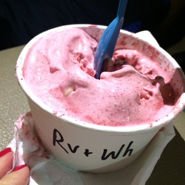 1/19/2015にGabriela C.がChill-N Ice Creamで撮った写真