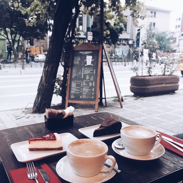 9/29/2017 tarihinde Ebru K.ziyaretçi tarafından Craft Espresso'de çekilen fotoğraf