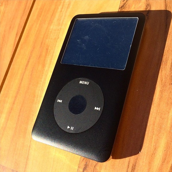 2/10/2015에 iPod R.님이 iPod iPhone iPad Repair Clinic에서 찍은 사진