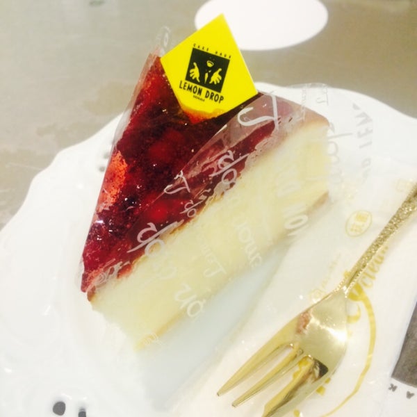Photos At レモンドロップ Lemon Drop Pastry Shop In 吉祥寺