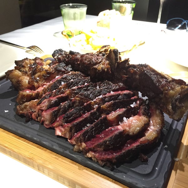 8/13/2015에 Esteban K.님이 Restaurante Vaca Nostra에서 찍은 사진