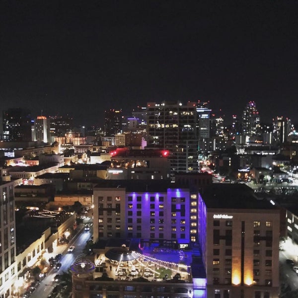Photo taken at Altitude Sky Lounge by Tiffany J. on 8/12/2019