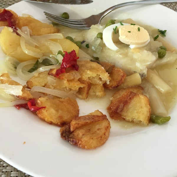 9/21/2015 tarihinde Claudio O.ziyaretçi tarafından Restaurante Abuela Luna'de çekilen fotoğraf