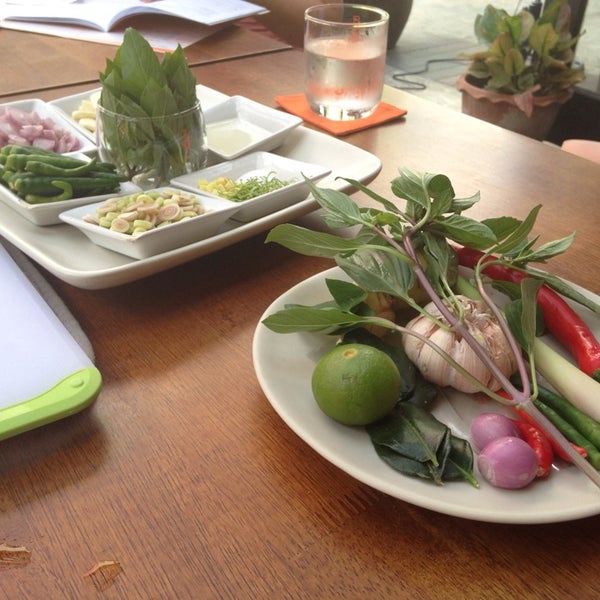 Foto scattata a Pum Thai Restaurant &amp; Cooking School da Traveler&#39;s Little T. il 3/28/2014