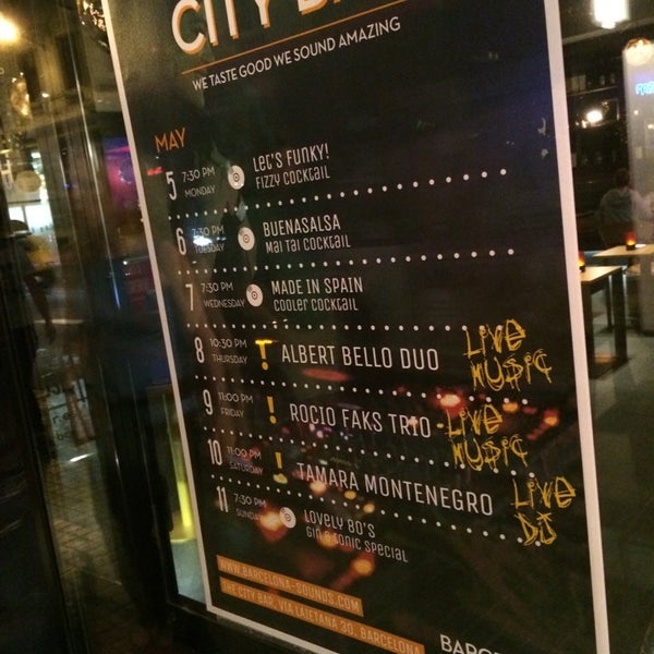 Foto tirada no(a) The City Bar por P. em 5/10/2014