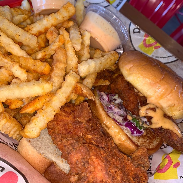 Photo taken at Dave’s Hot Chicken by S on 6/6/2019