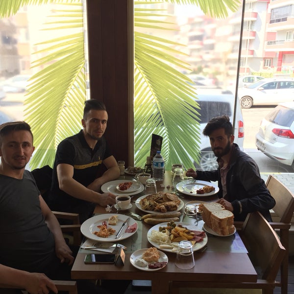 Снимок сделан в Palaz Et Restaurant пользователем İrfan D. 3/26/2017