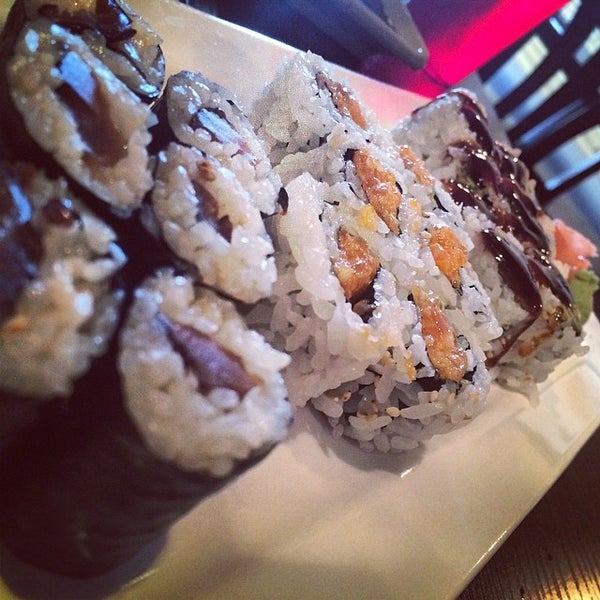 Foto scattata a Sushi Bar da Bradley K. il 5/27/2014