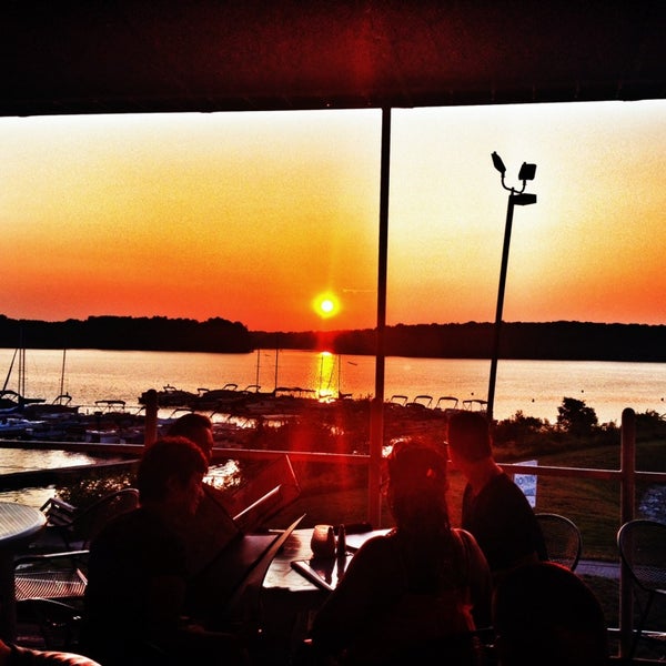 Photos at Rick's Cafe Boatyard Eagle Creek 68 tips