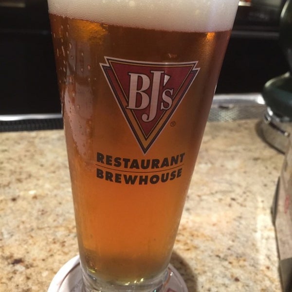 8/29/2015에 Mike L.님이 BJ&#39;s Restaurant &amp; Brewhouse에서 찍은 사진