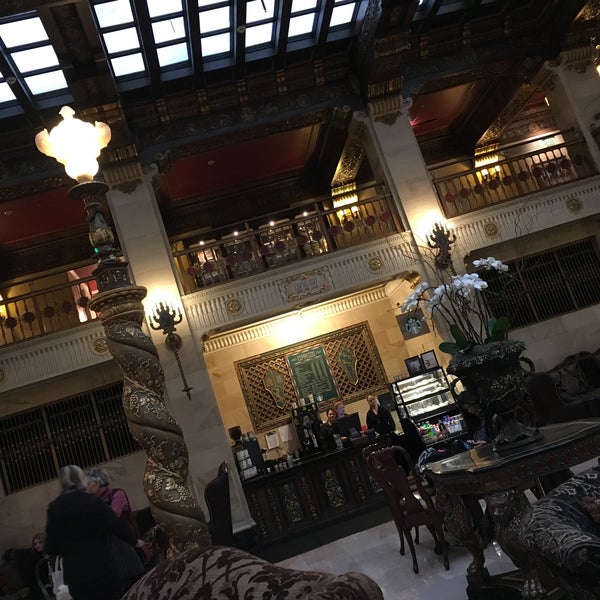 Photo taken at The Davenport Hotel by Ayaka N. on 2/14/2016