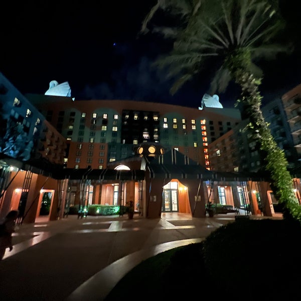 Photo taken at Walt Disney World Swan Hotel by Kurst H. on 9/20/2022