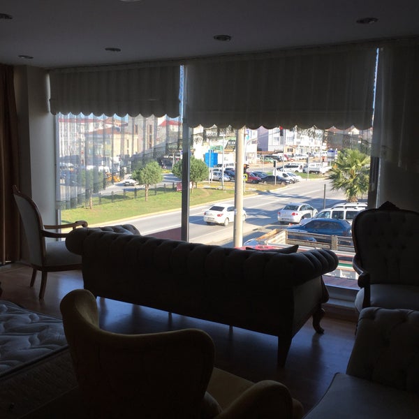 Maltepe Icinde Ikinci El Satilik Comert Ofis Mobilyalari