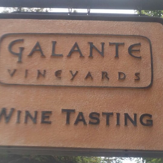 รูปภาพถ่ายที่ Galante Vineyards โดย Mike F. เมื่อ 5/1/2014