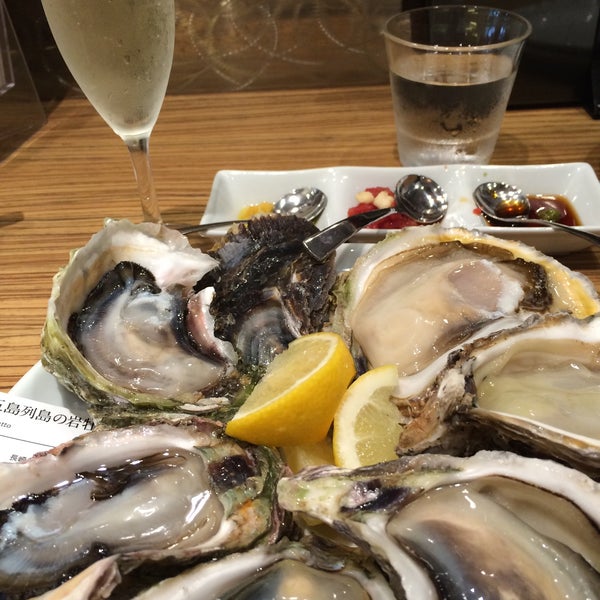 Photo taken at Oyster Table by chuumee on 8/9/2015