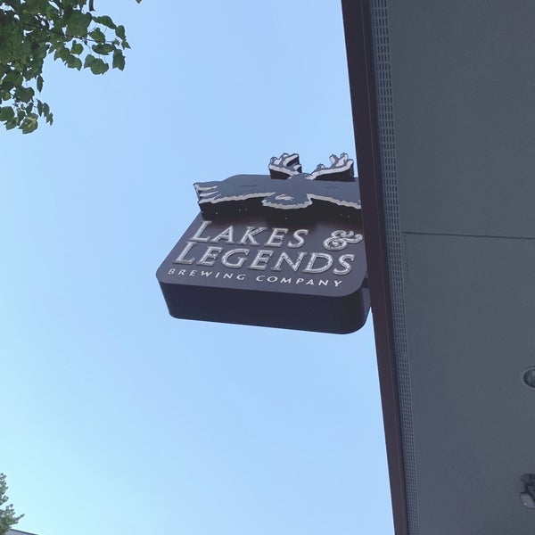 6/15/2021 tarihinde Christopher V.ziyaretçi tarafından Lakes &amp; Legends Brewing Company'de çekilen fotoğraf