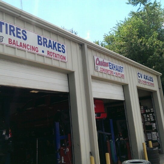 Brown's Tire and Muffler Greenville, SC