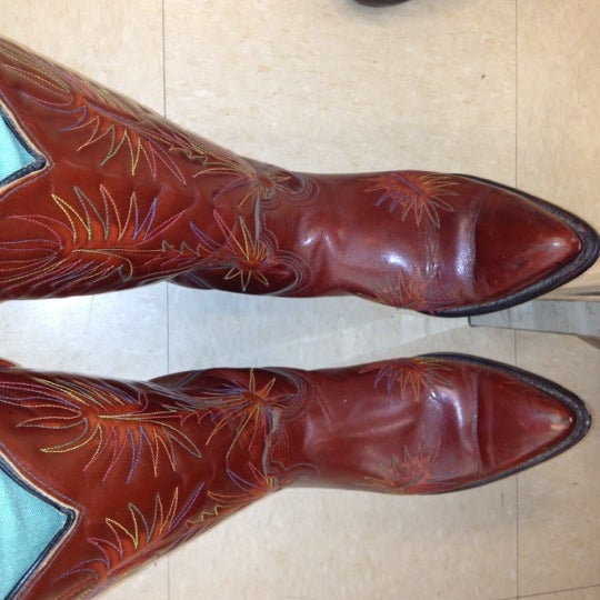 Photos at Goodwill 1701 N Honore Ave