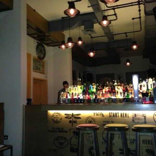 Foto tirada no(a) Clé Cafe-Lounge Bar por Rudolph K. em 8/21/2013