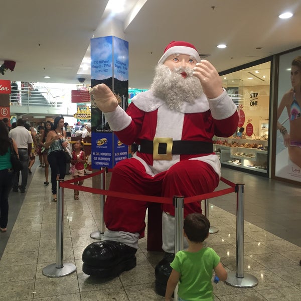 Das Foto wurde bei Itaú Power Shopping von Fabrício G. am 12/6/2015 aufgenommen
