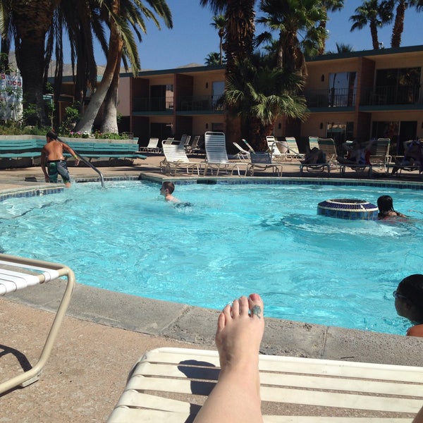 Das Foto wurde bei Desert Hot Springs Spa Hotel von Charletta C. am 3/20/2015 aufgenommen