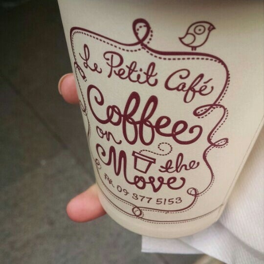 Coffee move. Креативный кофе. Coffee move. Мувин пик кофе. Coffee move.