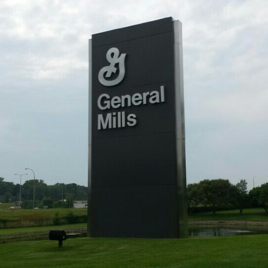 รูปภาพถ่ายที่ General Mills World HQ โดย Susan B. เมื่อ 9/1/2015