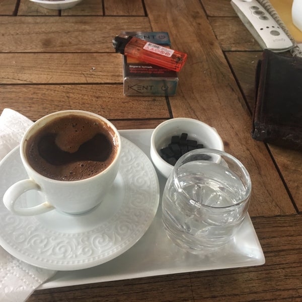 Foto diambil di Cafe Piano oleh Uğur A. pada 5/28/2017