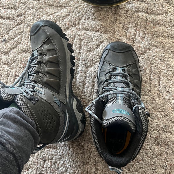 REI Medford Store Medford, OR Sporting Goods, Camping Gear