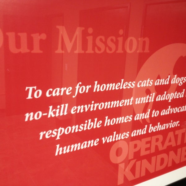 Foto diambil di Operation Kindness oleh Patrizio pada 5/15/2013