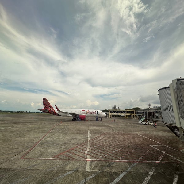 Sultan Iskandar Muda International Airport (BTJ) - 203 tips from 12958
