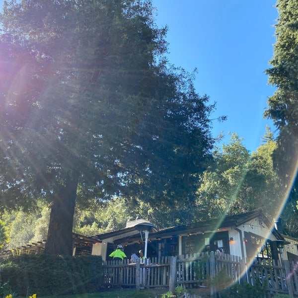 Foto tirada no(a) Big Sur Bakery por Dave C. em 2/19/2020