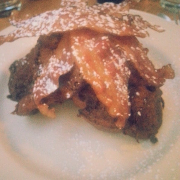 Cinnamon pecan French toast was great