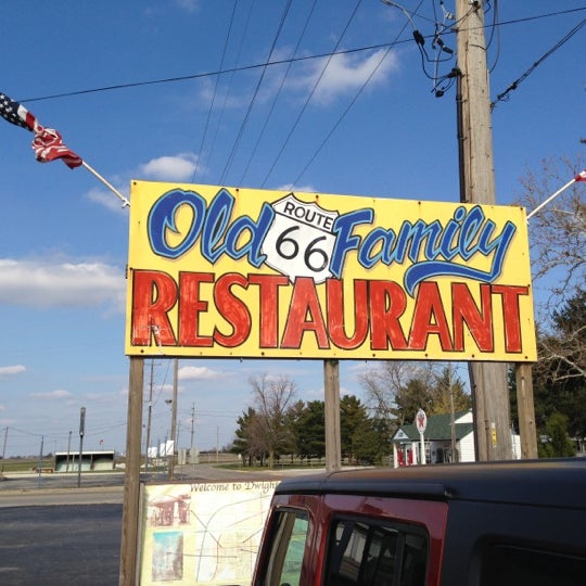 Photo taken at Old Route 66 Family Restaurant by Anthony R. on 11/4/2012