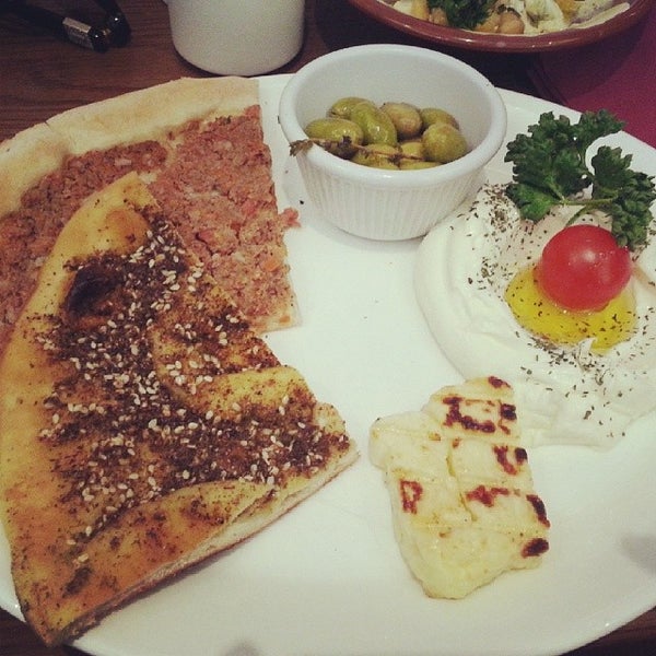 Photo taken at Maroush Bakehouse Earls Court by Wandering L. on 3/29/2014