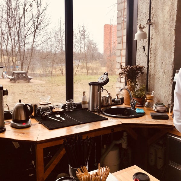 2/22/2020 tarihinde Nadezhda P.ziyaretçi tarafından Kitchen Coffee Roasters'de çekilen fotoğraf