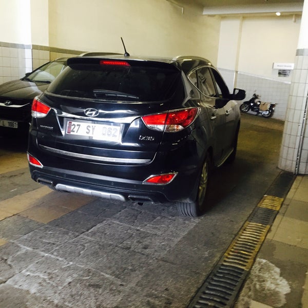 Photo taken at Hyundai/Nissan Dealer by Kemal Ç. on 7/23/2015