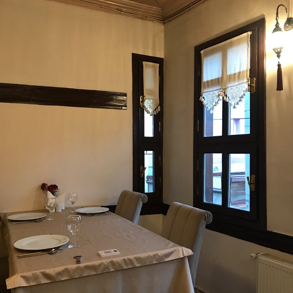 Foto scattata a Mercan-i Restaurant da Özge K. il 12/18/2021