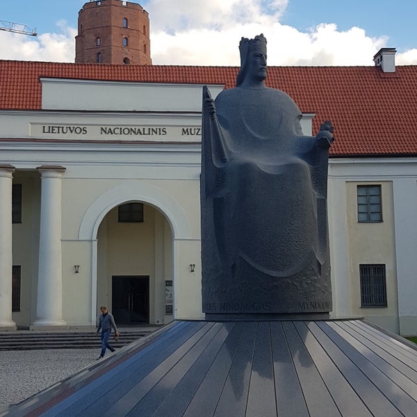 9/14/2018 tarihinde Юрий С.ziyaretçi tarafından Karaliaus Mindaugo paminklas | Monument to King Mindaugas'de çekilen fotoğraf